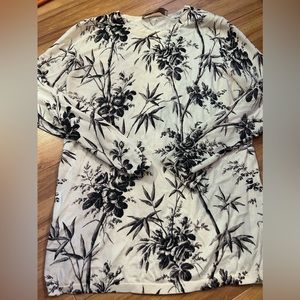 Loft light weight quarter sleeve sweater